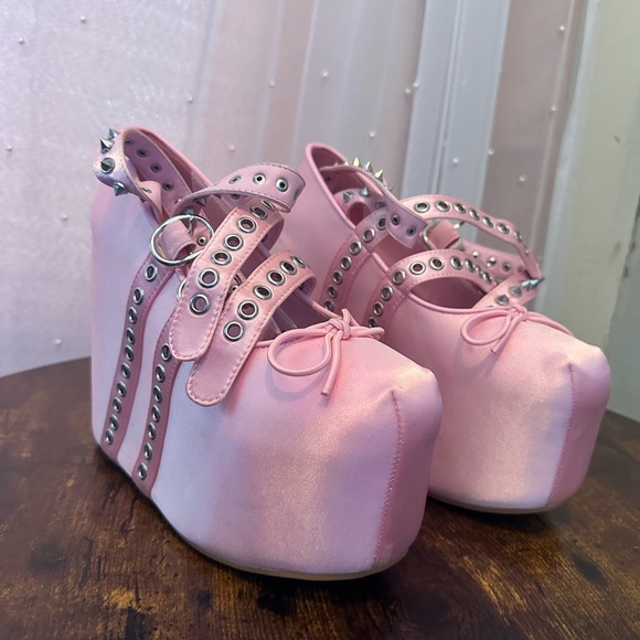 Sugar Thrillz Shoes - Dolls Kill/Sugar Thrillz Satin Pink Spiky Platform Shoes NWT